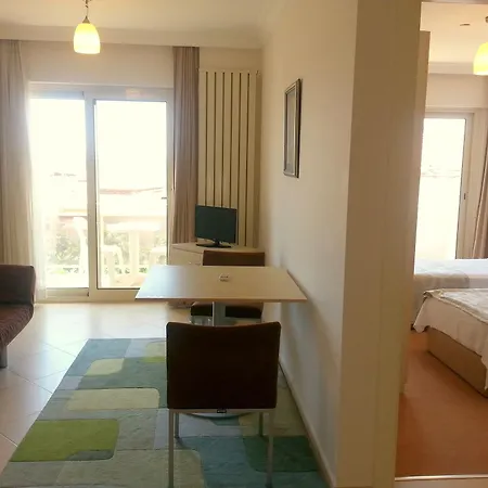 Exclusive & Cesme