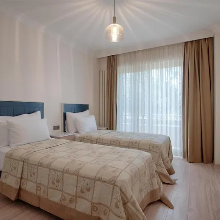 Exclusive & Hotel 3*