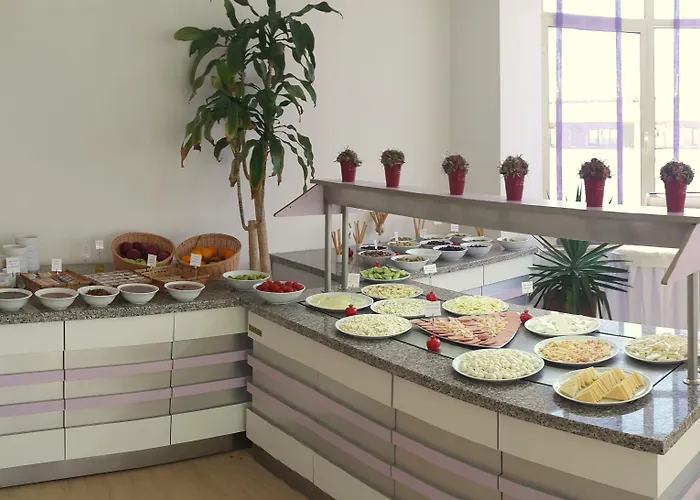 Exclusive & Отель