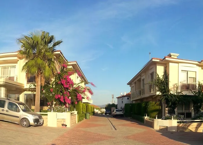 Отель Exclusive &