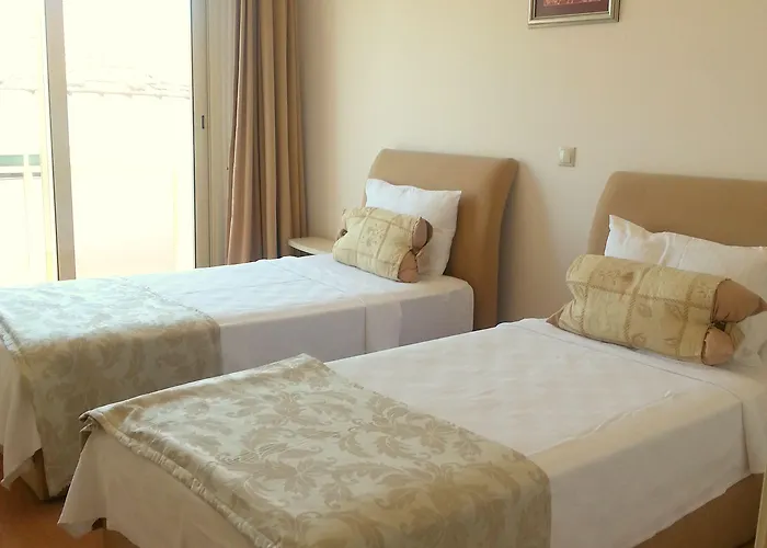 Hotel Exclusive & 3*