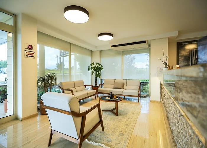 Отель Exclusive & 3*