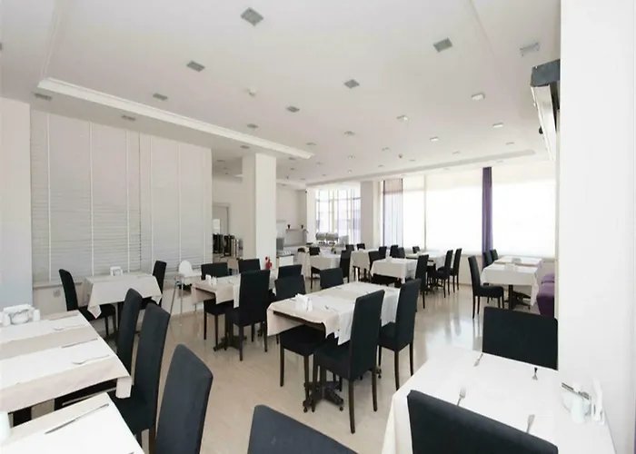 Exclusive & Hotel 3*